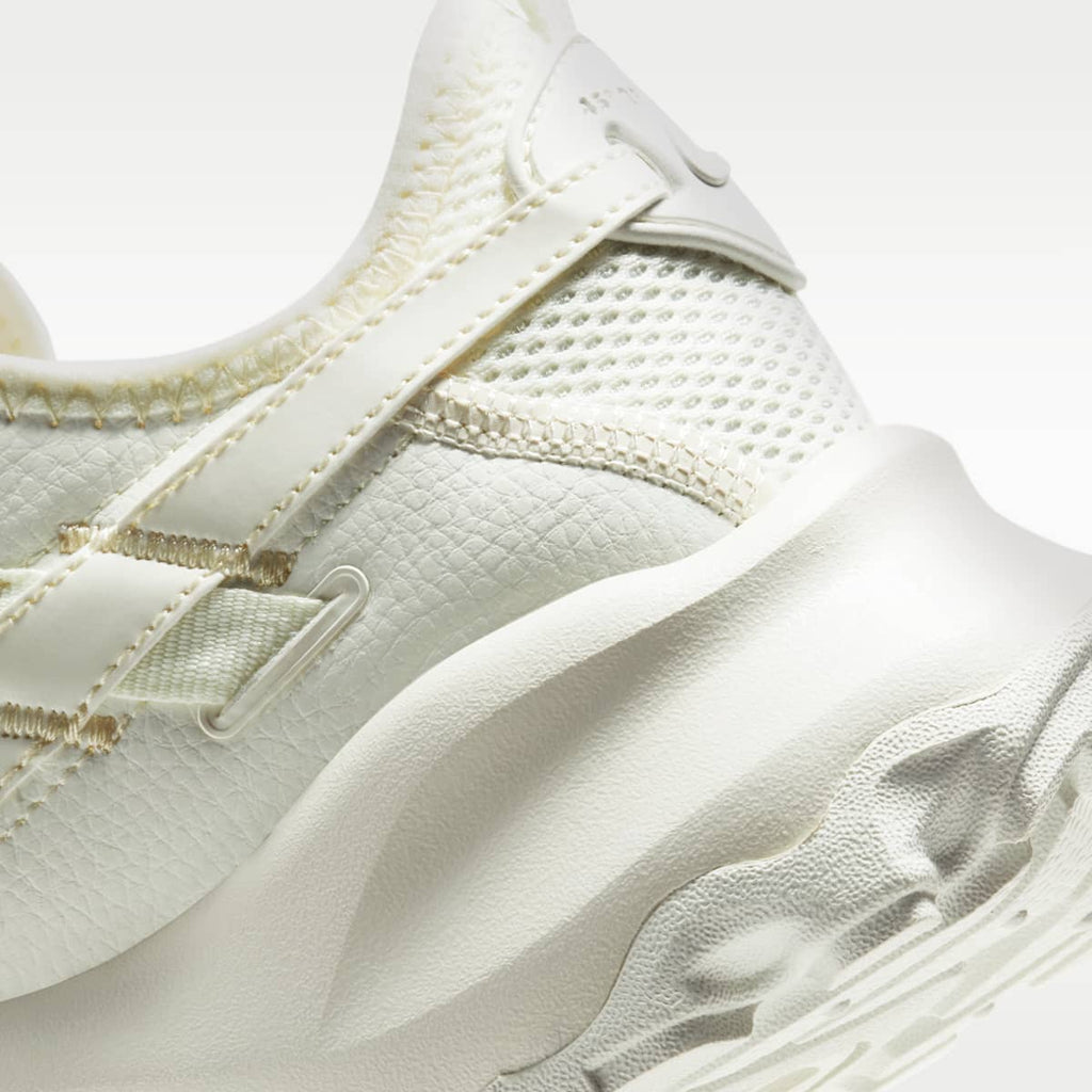 Nike TC 7900 Women's Shoes - Sail/Black/Sail