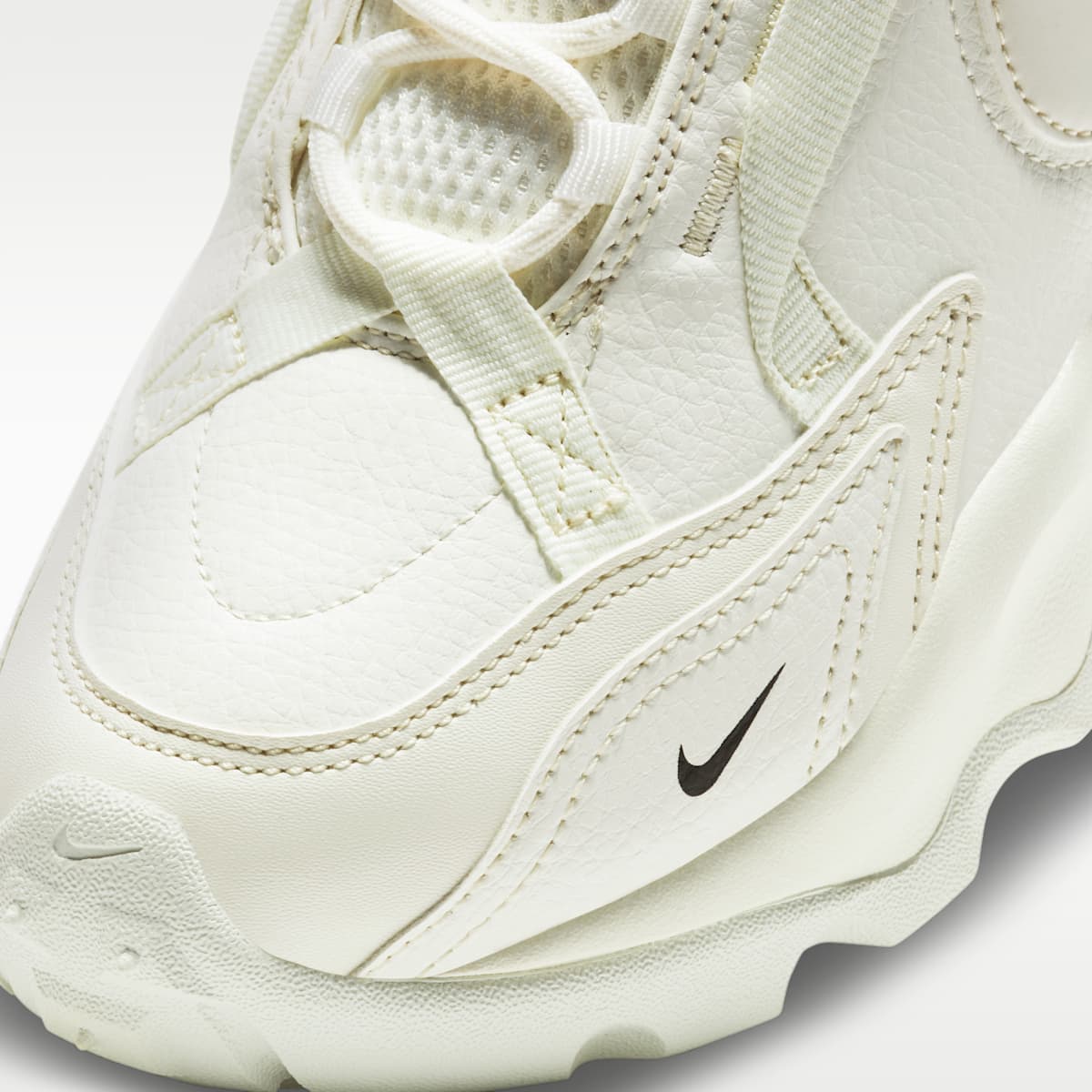 Nike TC 7900 Women's Shoes - Sail/Black/Sail