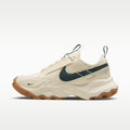 Nike TC 7900 Women's Shoes - Pale Ivory/Gum Light Brown/Armory Navy