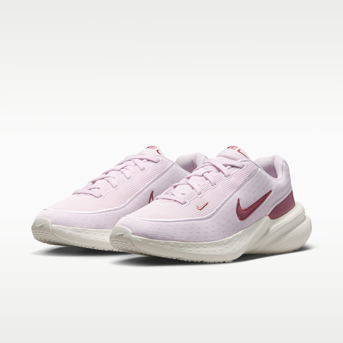 Nike Uplift SC Women's Shoes - Bleached Lilac/Summit White/Pink Smoke