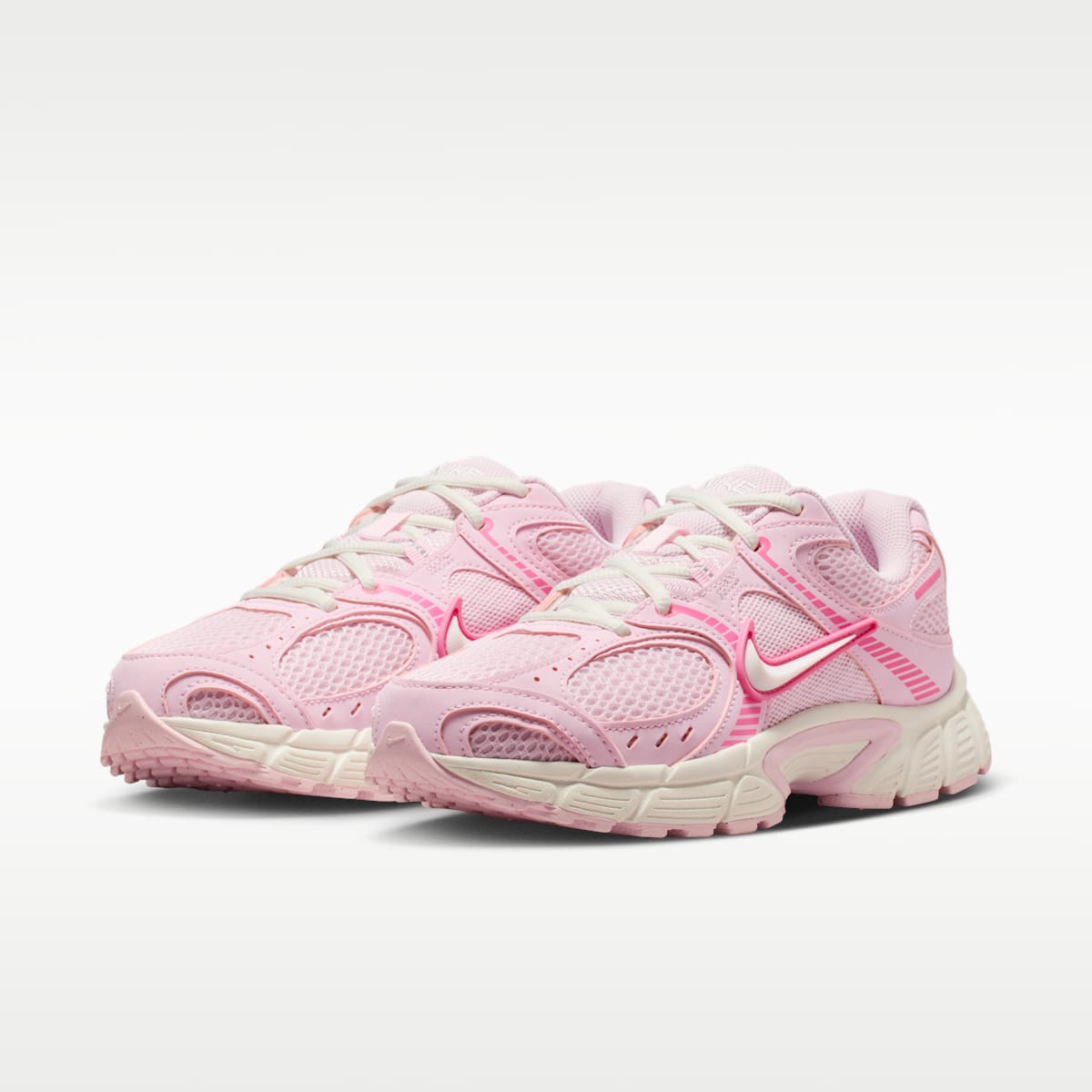 Nike V5 RNR Women's Shoes - Pink Foam/Pinksicle/Sail