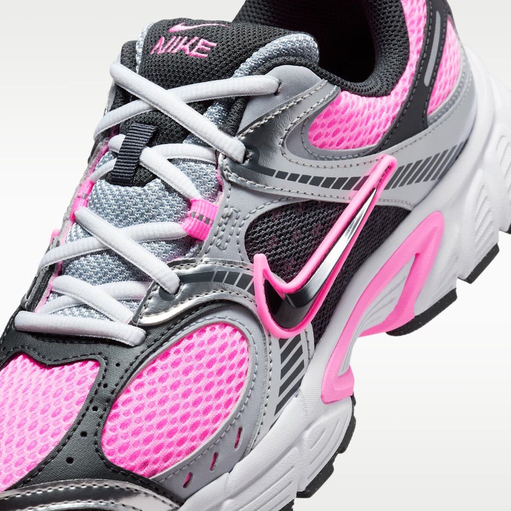 Nike V5 RNR Women's Shoes with Reflective Accents - Pink Spell/Anthracite/Wolf Grey/Black