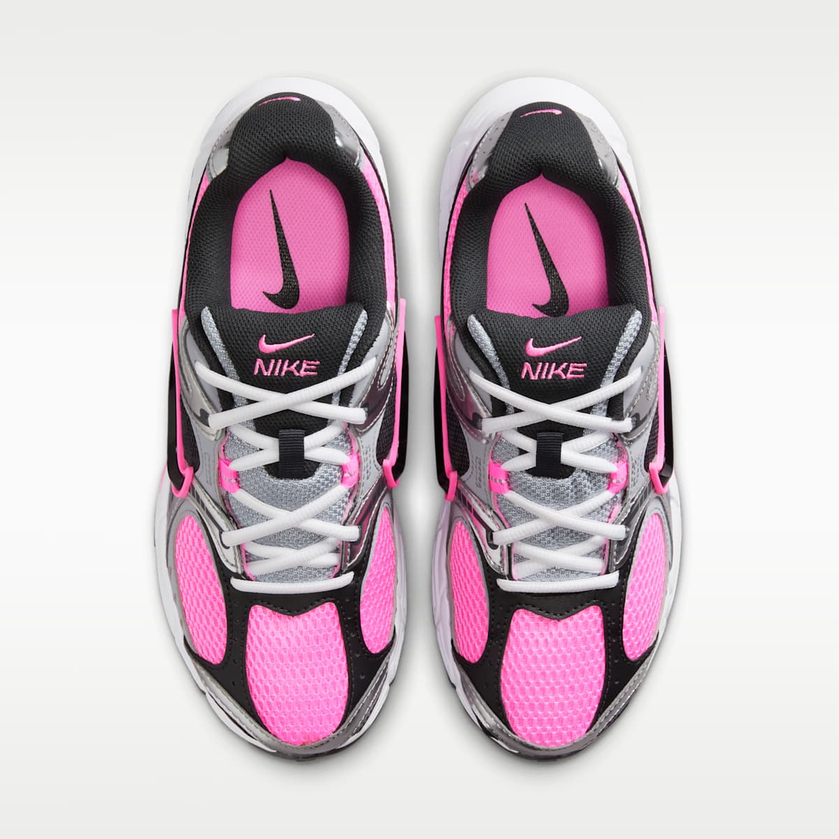 Nike V5 RNR Women's Shoes with Reflective Accents - Pink Spell/Anthracite/Wolf Grey/Black