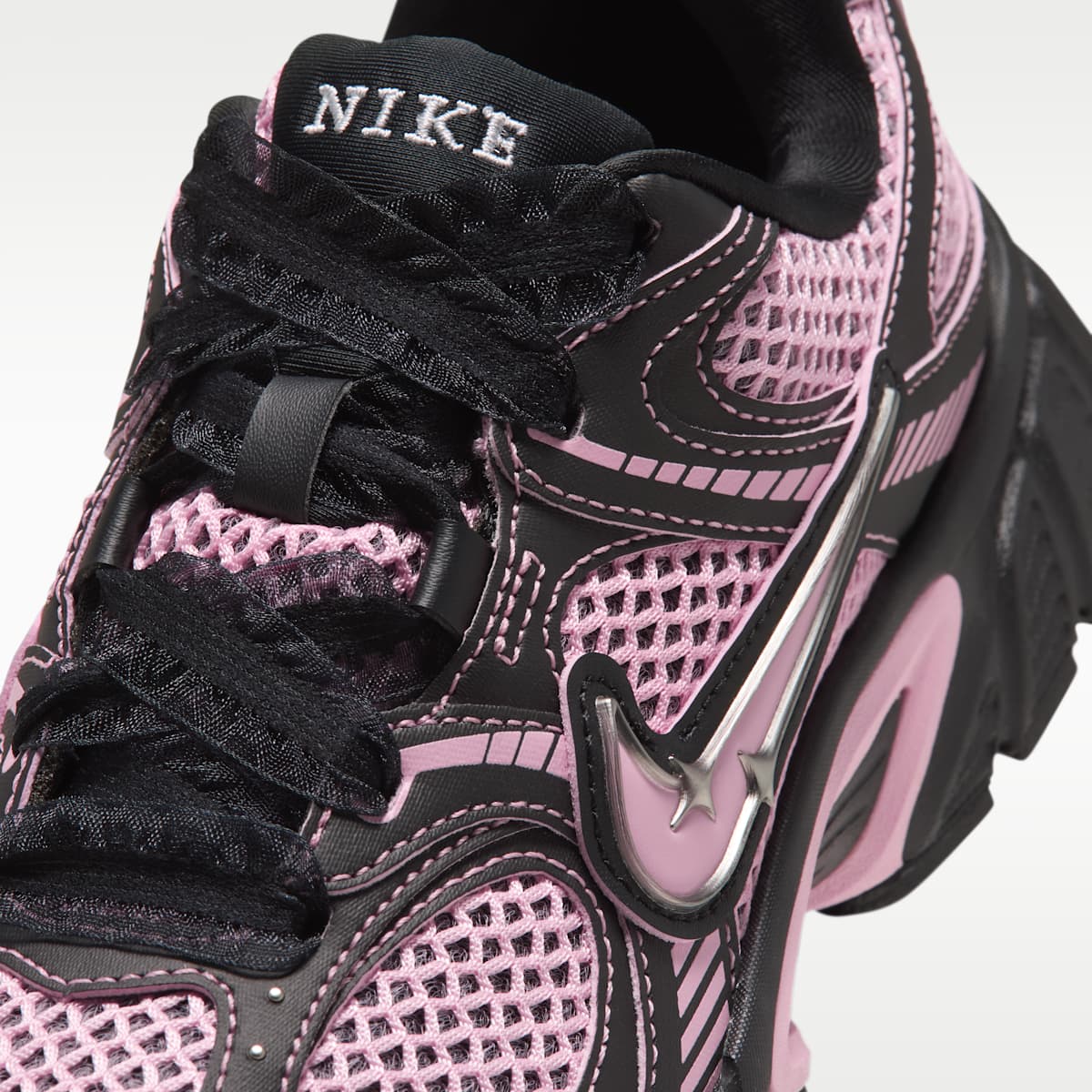 Nike V5 RNR Women's Shoes - Black/Metallic Silver/Medium Soft Pink