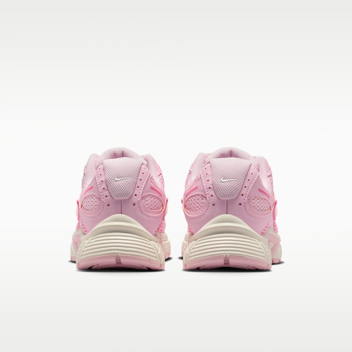 Nike V5 RNR Women's Shoes - Pink Foam/Pinksicle/Sail