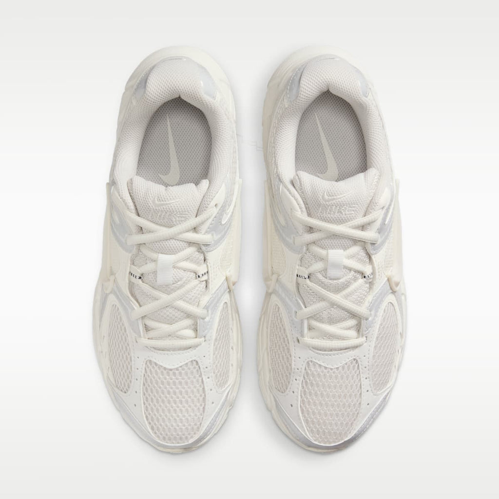 Nike V5 RNR Women's Shoes - Phantom/Sail/Metallic Summit White/Phantom