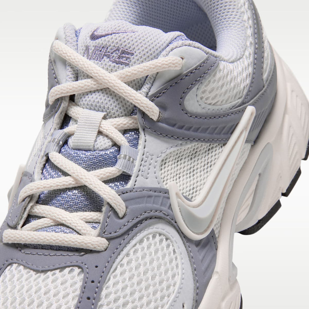 Nike V5 RNR Women's Shoes - Off White/Stealth/Sail/Pure Platinum