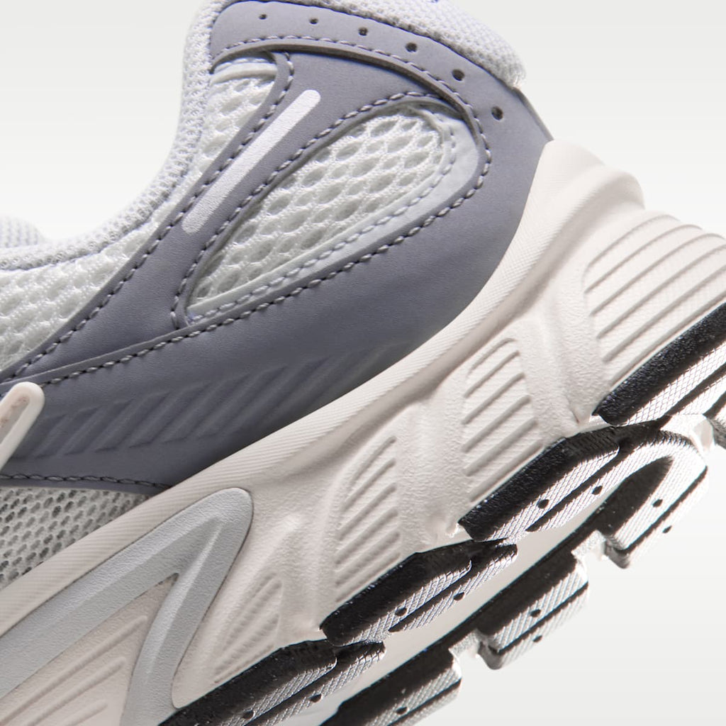 Nike V5 RNR Women's Shoes - Off White/Stealth/Sail/Pure Platinum