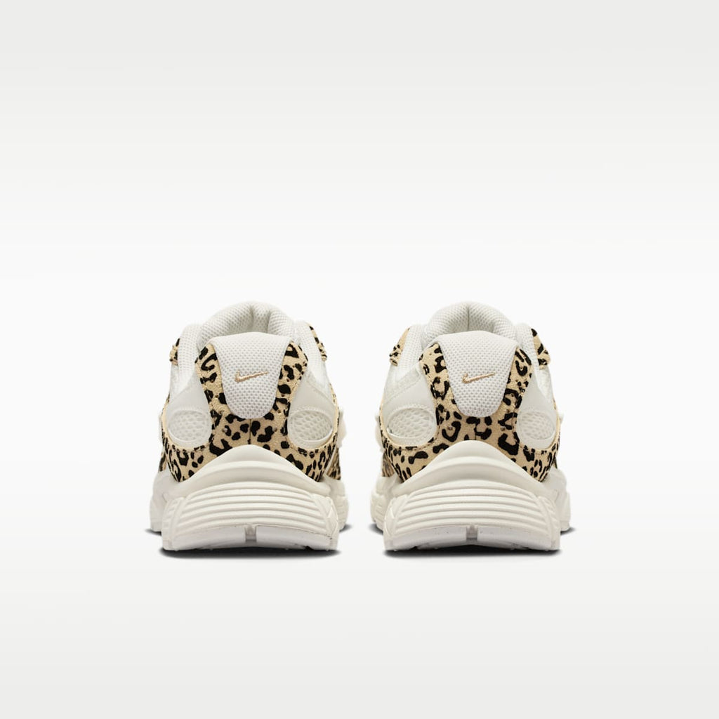 Nike V5 RNR Suede Women's Shoes - Sail/Hemp/Sail