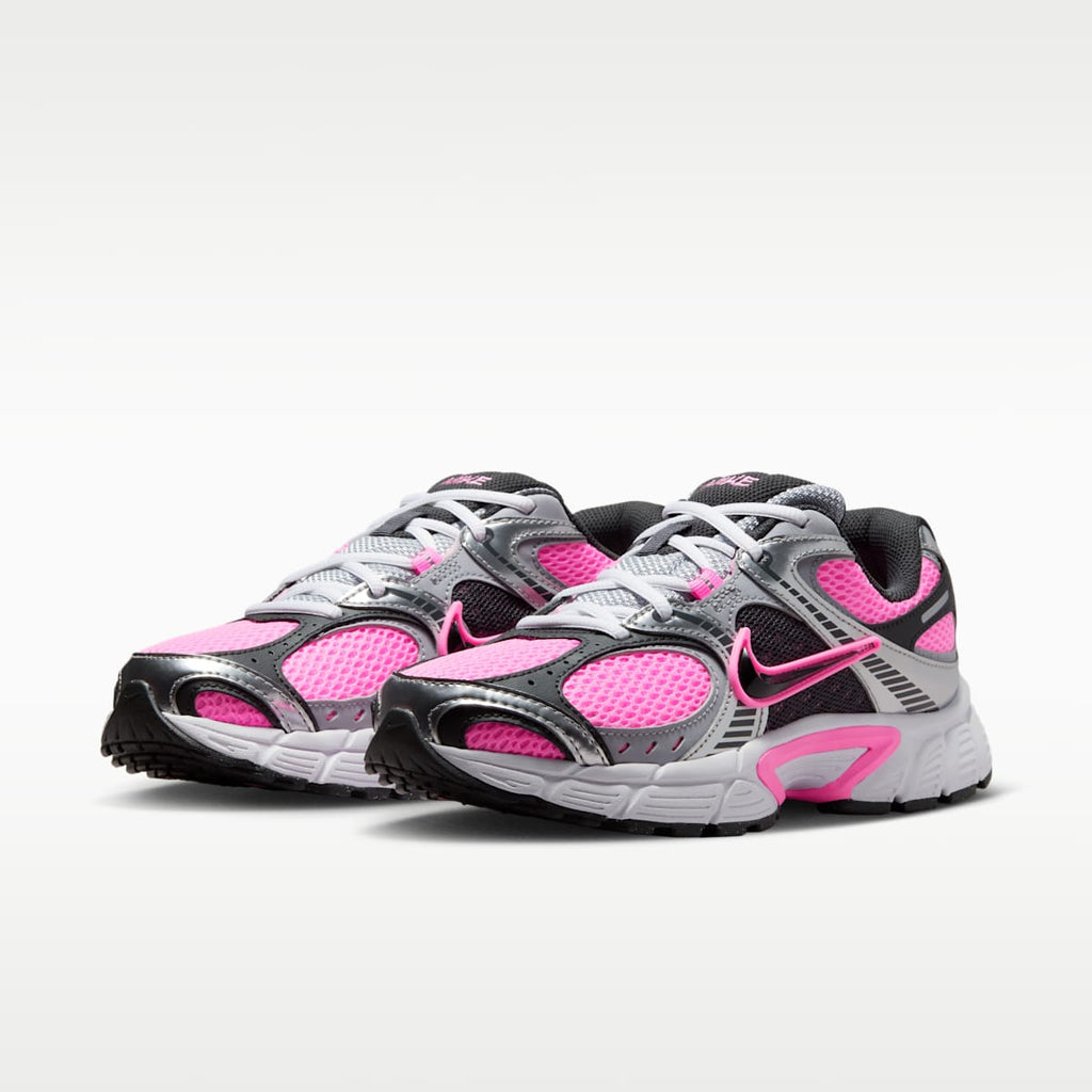 Nike V5 RNR Women's Shoes with Reflective Accents - Pink Spell/Anthracite/Wolf Grey/Black