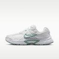 Nike V5 RNR Women's Shoes with Reflective Accents - Summit White/Vast Grey/Cannon/White