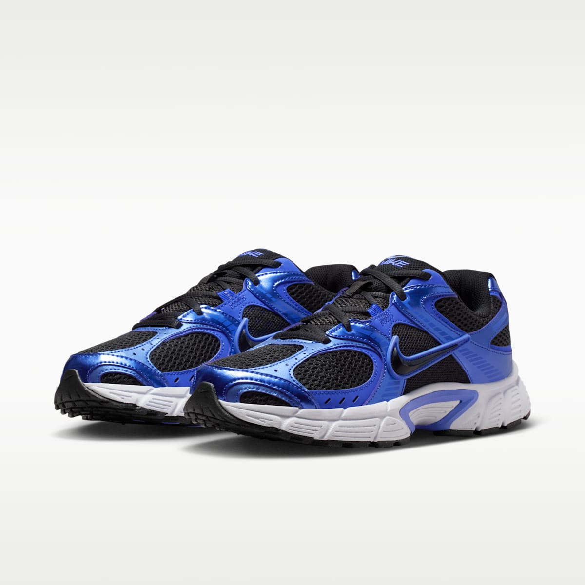 Nike V5 RNR Women's Shoes with Reflective Accents - Black/Sapphire/Football Grey/Black