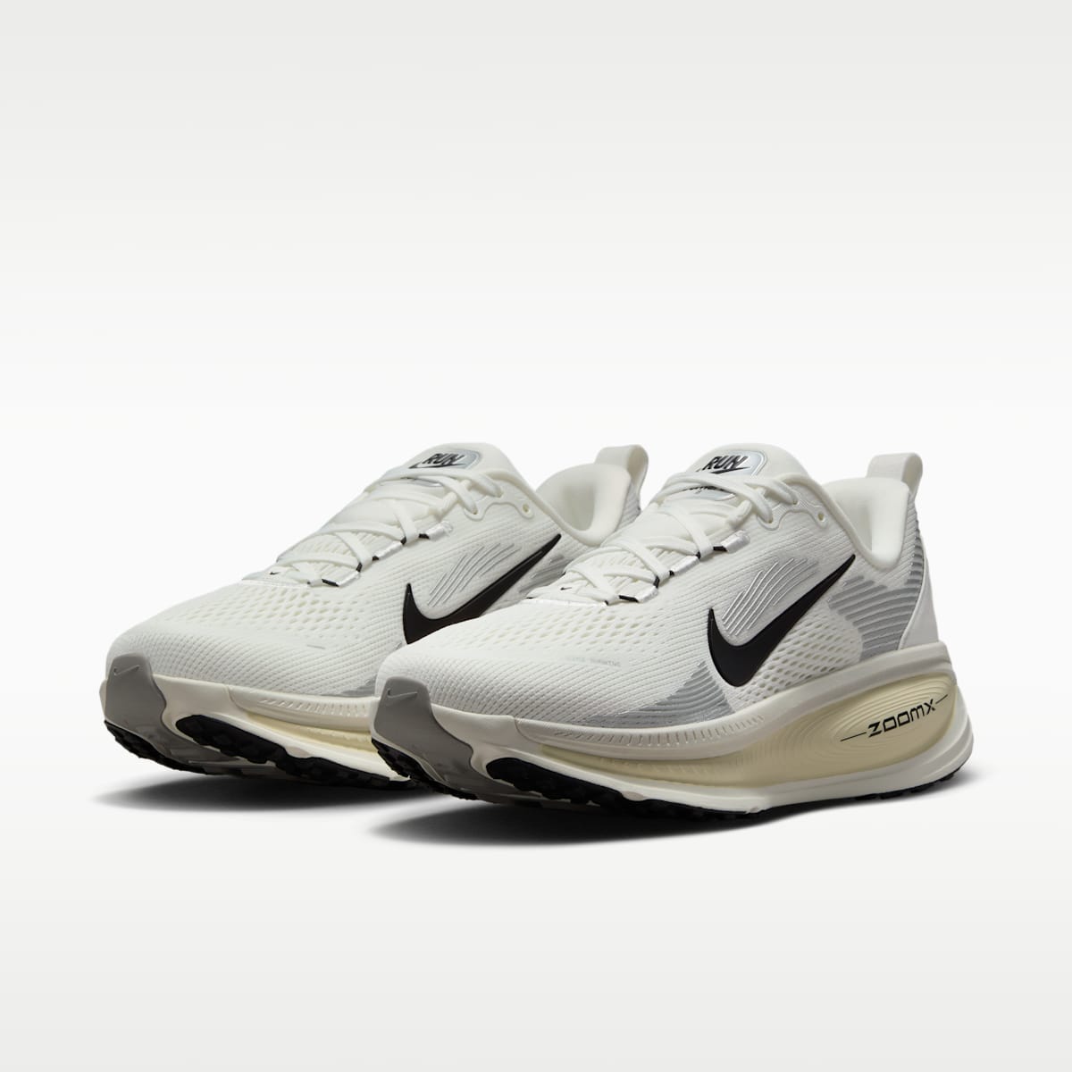 Nike Vomero 18 Women's Road Running Shoes - Summit White/Coconut Milk/Coconut Milk/Black