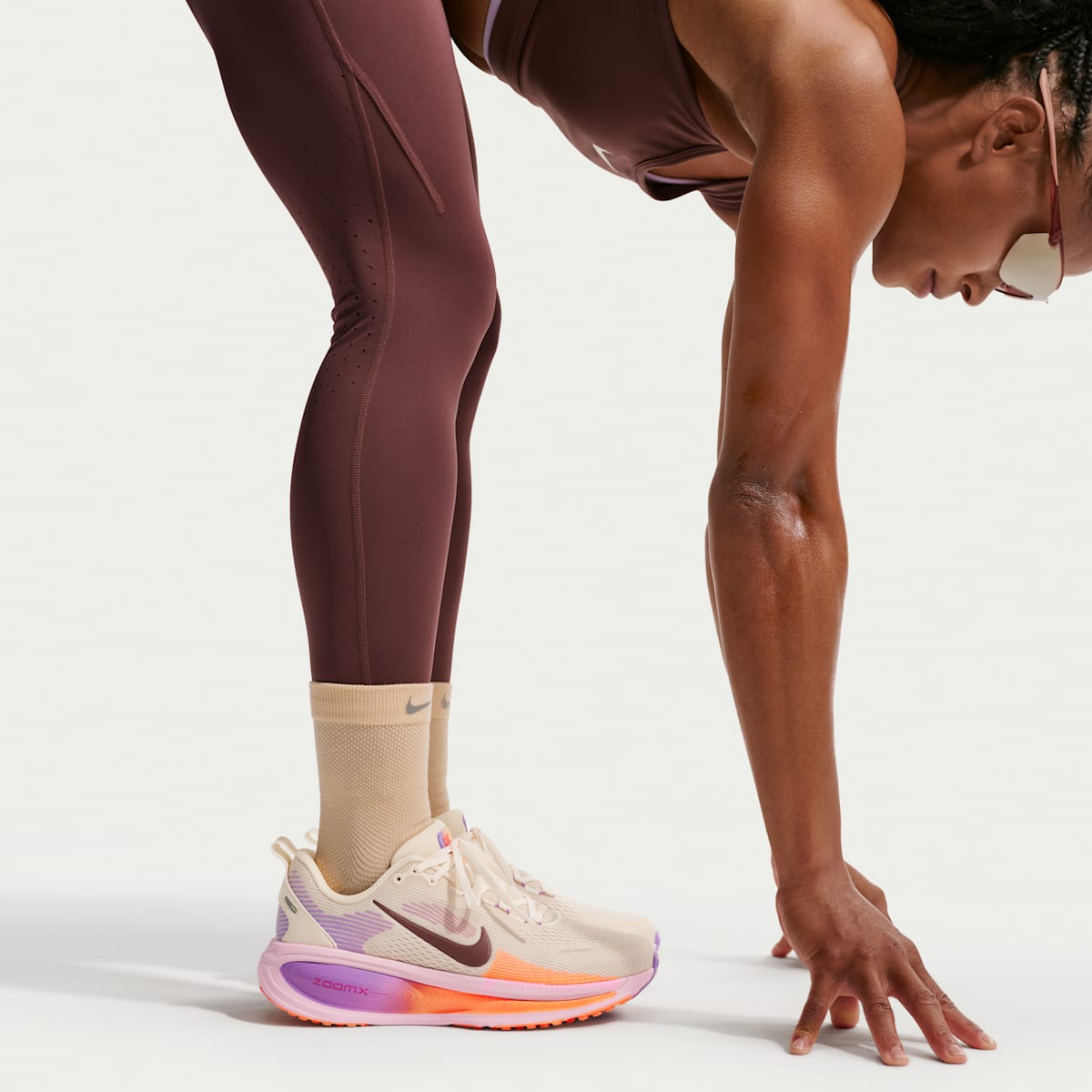 Nike Vomero 18 Women's Road Running Shoes - Chalk/Pink Foam/Bright Violet/Tattoo