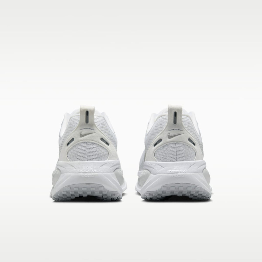 Nike Vomero 18 Women's Road Running Shoes - White/Photon Dust/Summit White/Metallic Silver