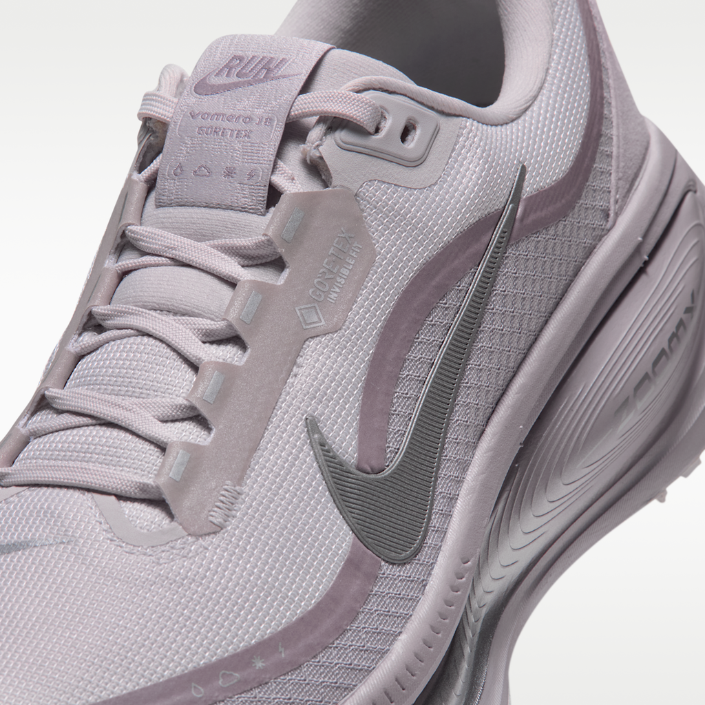 Nike Vomero 18 GORE-TEX Women's Waterproof Road Running Shoes with Reflective Accents - Vast Grey/Silver Lilac/Metallic Silver