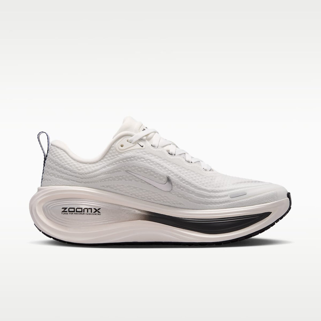Nike Vomero Plus Women's Road Running Shoes - Summit White/Sail/Anthracite/Metallic Silver