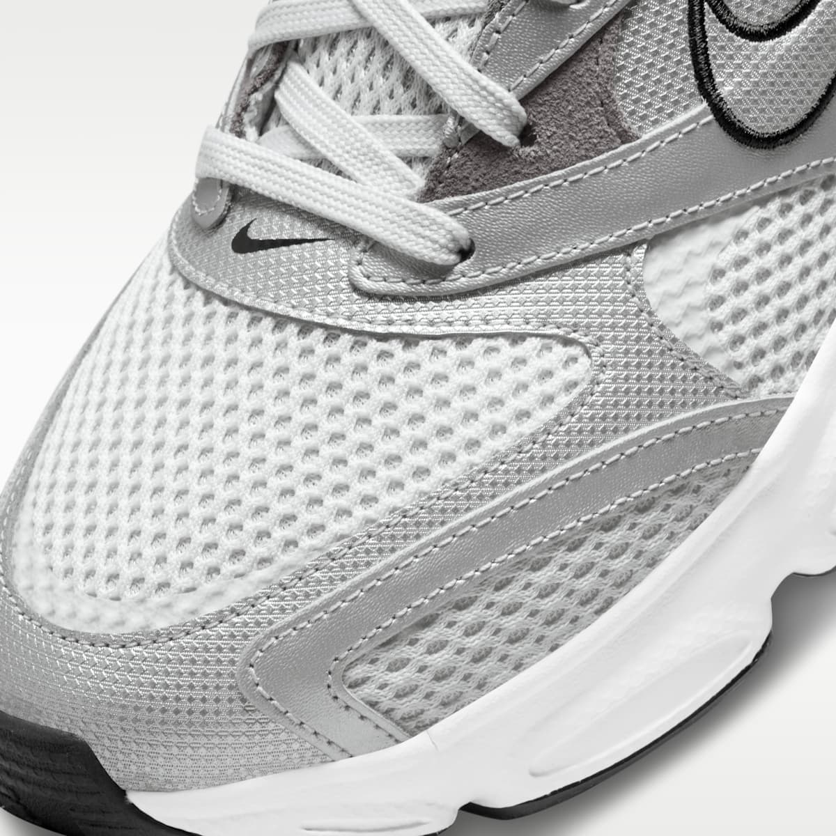 Nike Zoom Air Fire Women's Shoes - Photon Dust/White/Smoke Grey/Metallic Silver