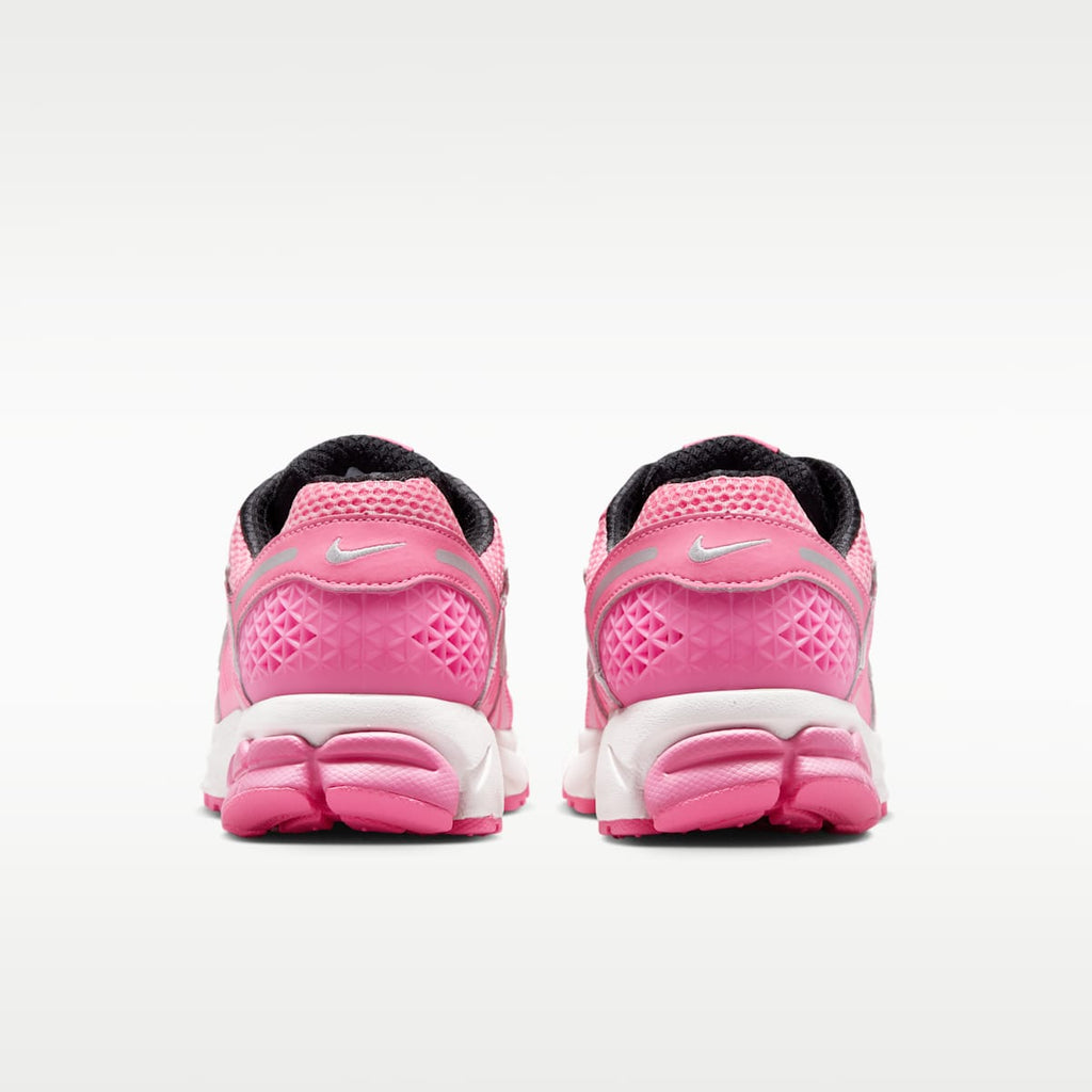Nike Zoom Vomero 5 Women's Shoes - Pink Glow/Pearl Pink/Off Noir/Metallic Silver