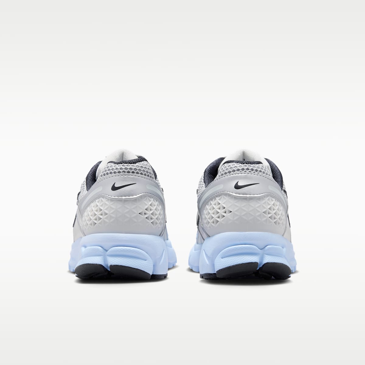 Nike Zoom Vomero 5 Women's Shoes - Photon Dust/Hydrogen Blue/Cobalt Bliss/Metallic Silver