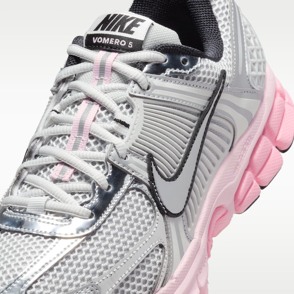 Nike Zoom Vomero 5 Women's Shoes - Photon Dust/Pink Foam/Medium Soft Pink/Metallic Silver