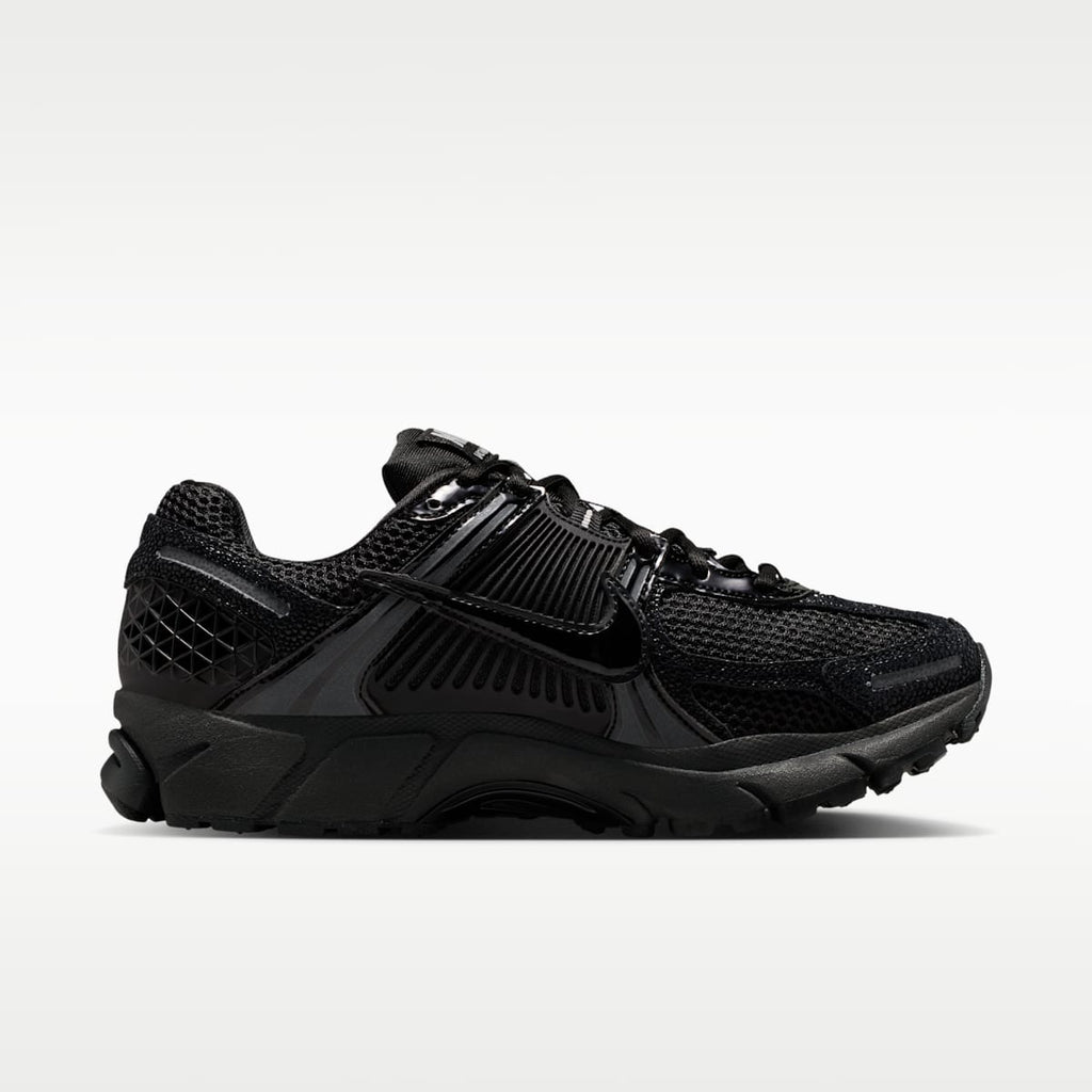 Nike Zoom Vomero 5 Women's Shoes - Black/Metallic Silver/Anthracite/Black