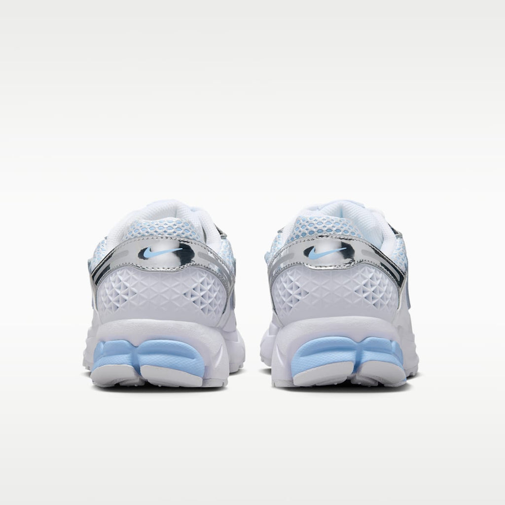Nike Zoom Vomero 5 Women's Shoes - White/Aluminum/Football Grey/Metallic Silver