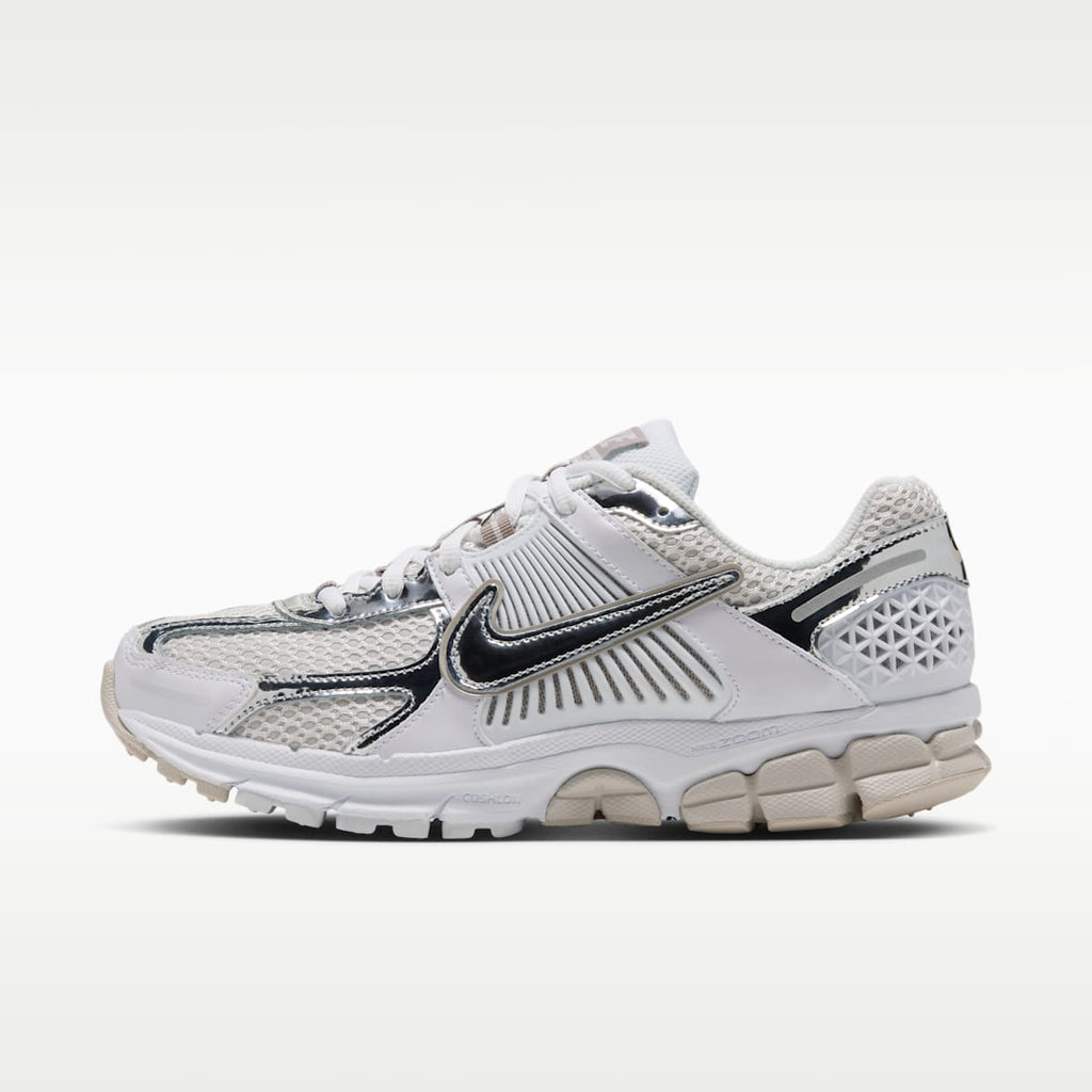 Nike Zoom Vomero 5 Women's Shoes - White/Light Bone/Enigma Stone/Metallic Silver