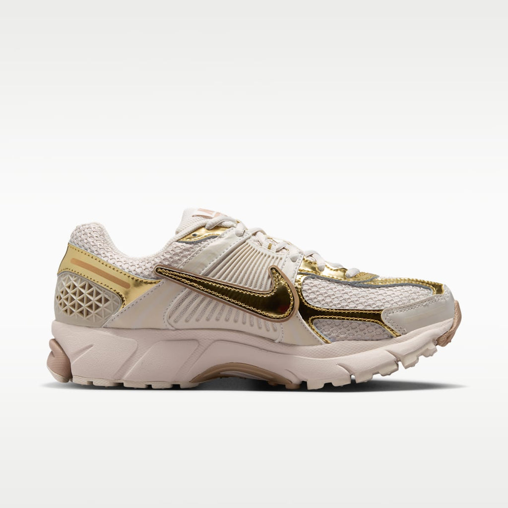 Nike Zoom Vomero 5 Women's Shoes - Light Orewood Brown/Hemp/Phantom/Metallic Gold