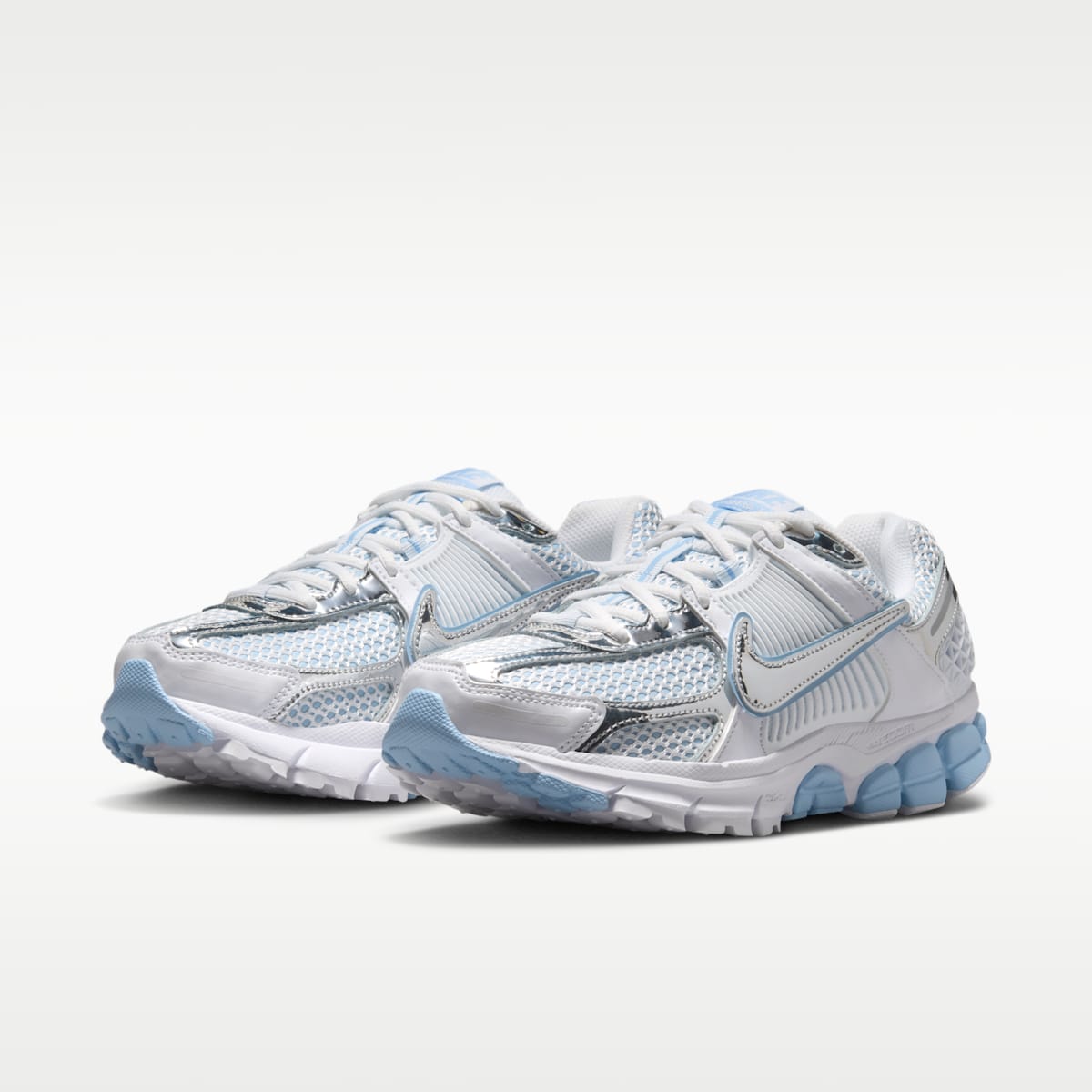 Nike Zoom Vomero 5 Women's Shoes - White/Aluminum/Football Grey/Metallic Silver