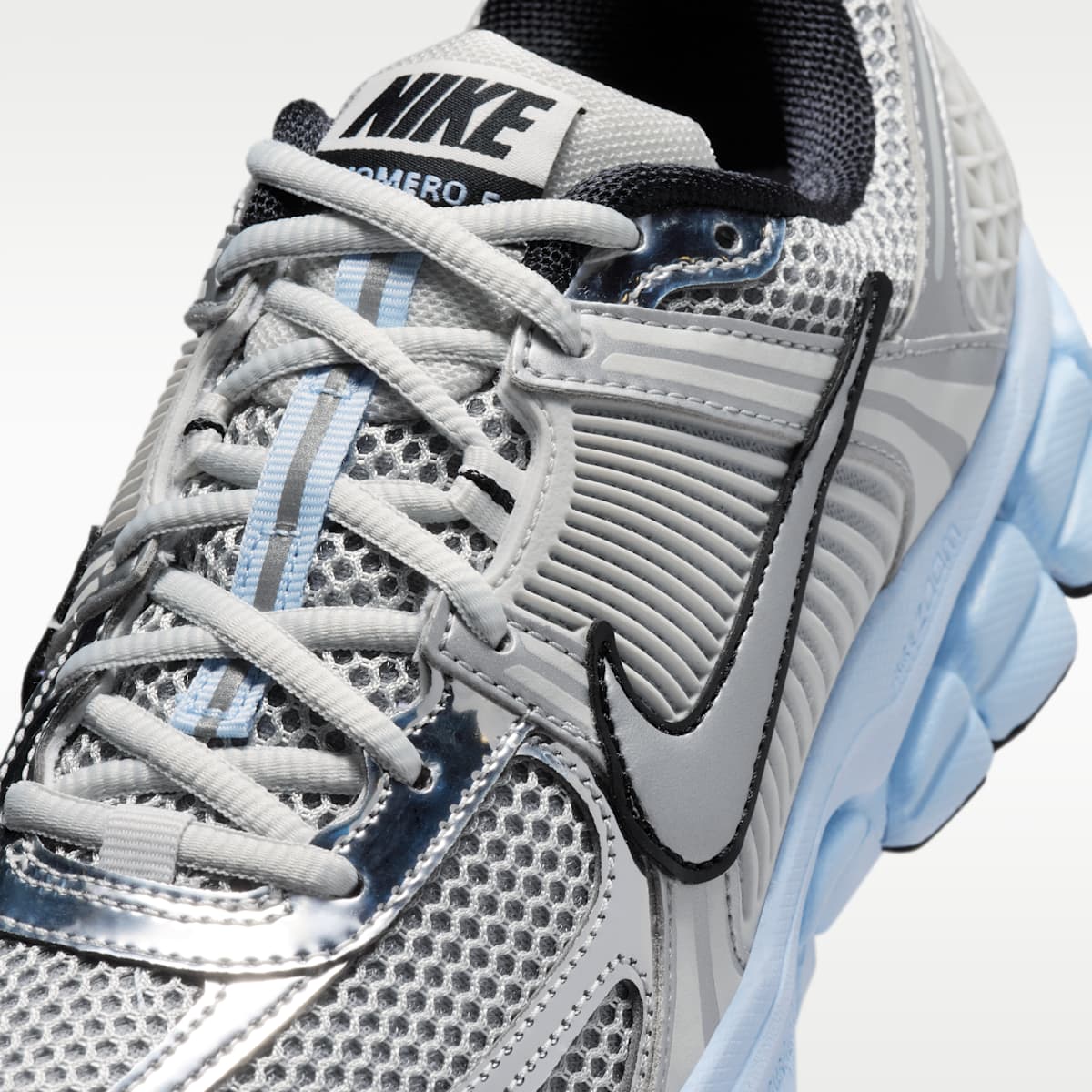 Nike Zoom Vomero 5 Women's Shoes - Photon Dust/Hydrogen Blue/Cobalt Bliss/Metallic Silver