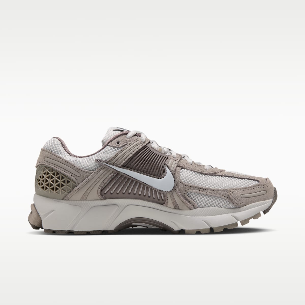 Nike Zoom Vomero 5 Women's Shoe with Reflective Accents - Vast Grey/Enigma Stone/Cave Stone/Photon Dust
