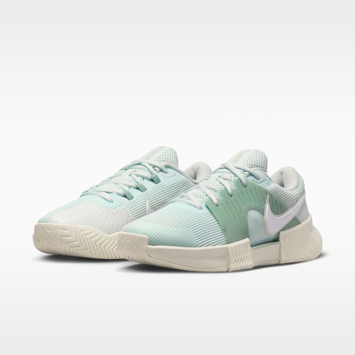 Nike GP Challenge 1.5 Women's Hard Court Tennis Shoes - Barely Green/Steam/Sea Glass/White