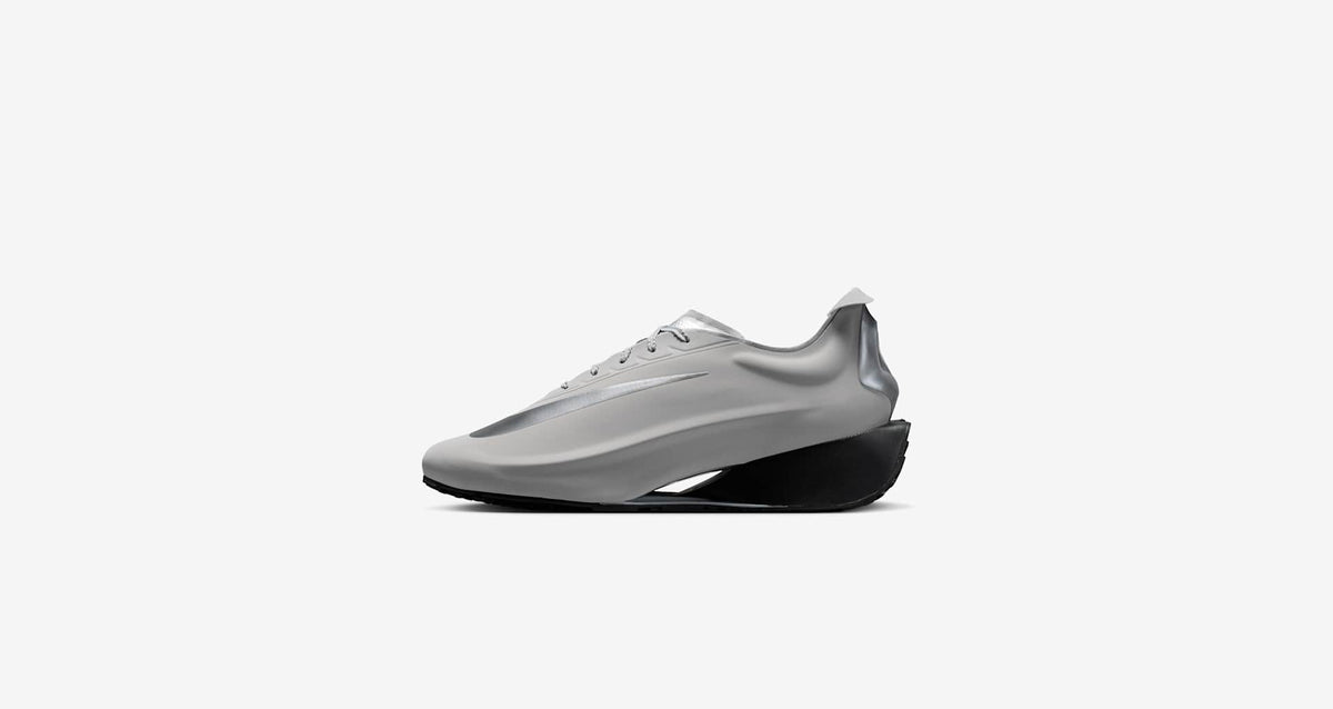 Nike First Sight Noir Women's Shoes - Flat Silver/Black/Metallic Silver